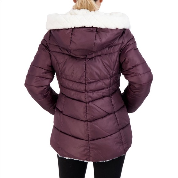 NWT Steve Madden Women’s Reversible Faux Fur Puffer Jacket Size: Women’s Medium - Picture 2 of 6